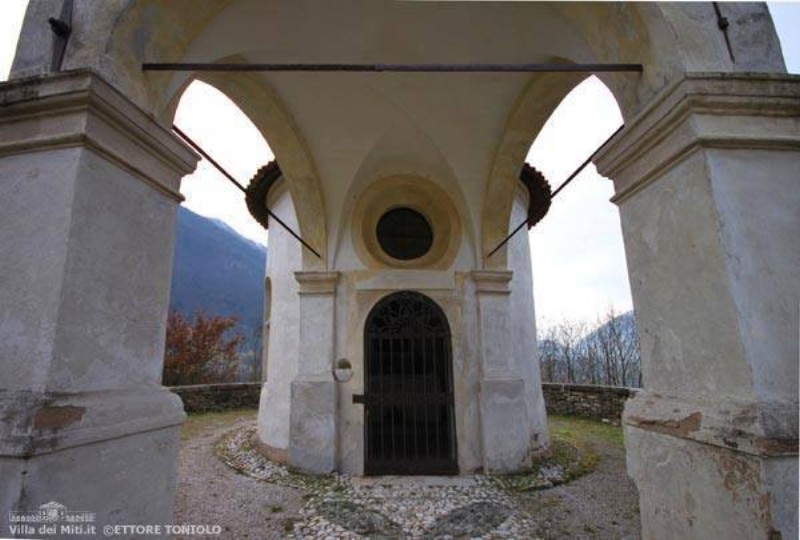 58) San Vittore e Corona.jpg