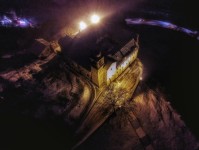 102) Santuario SS Vitore e Corona in notturna.jpg