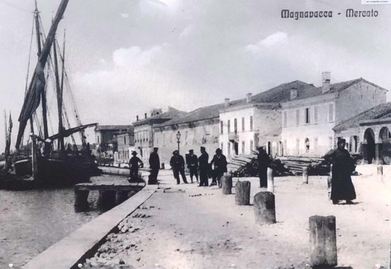 37e2-Magnavacca - Mercato.jpg