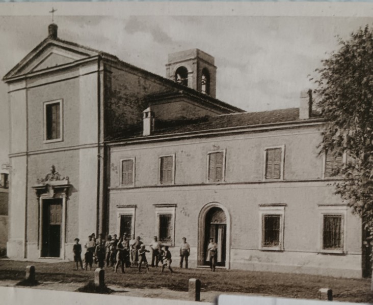 93b-PRIMI DECENNI 1900,  L'ANTICA CHIESA DI PORTO GARIBALDI, ABBATTUTA NEL 1944 DALL'AVIAZIONE INGLESE NELLA GUERRA CONTRO I TEDESCHI.jpg